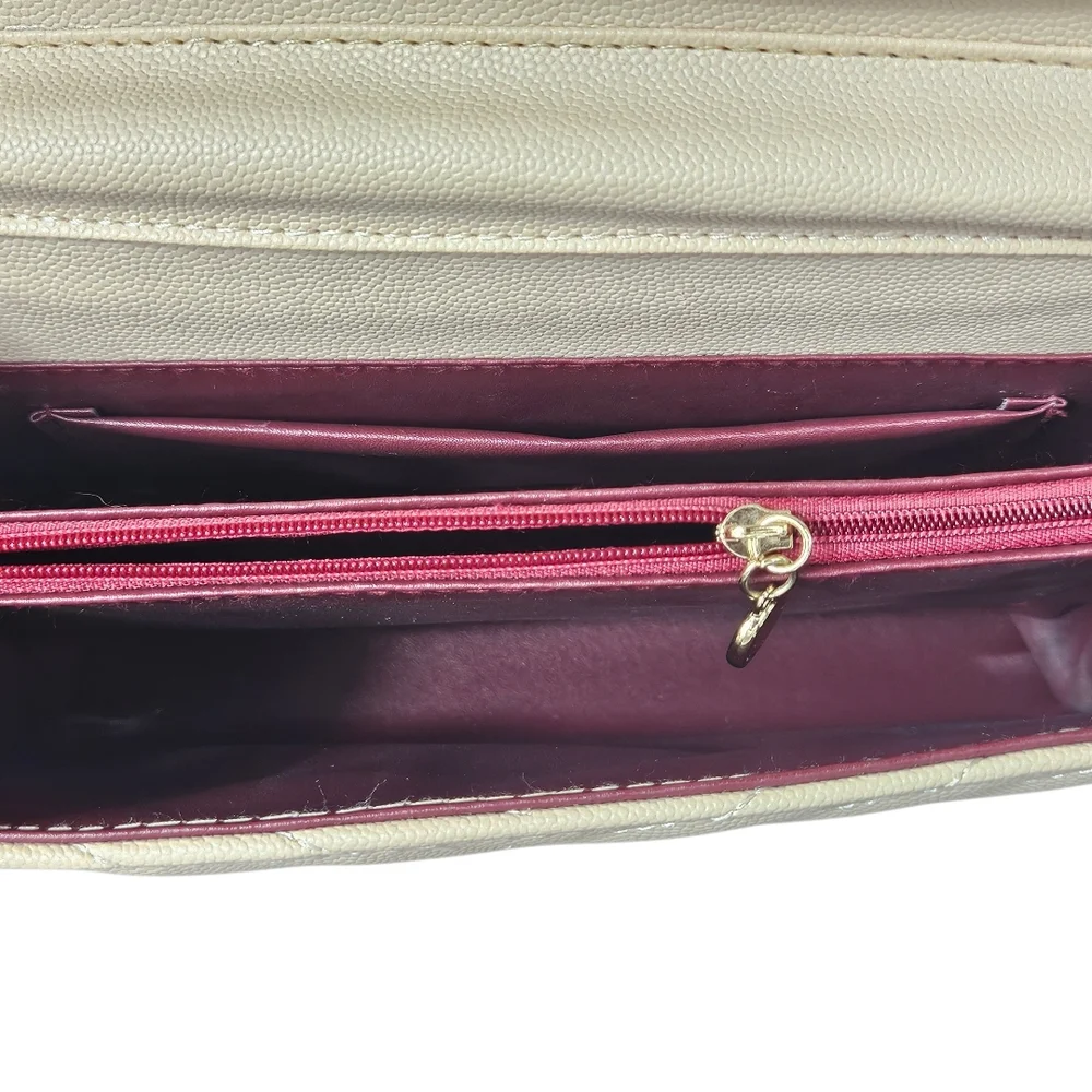 Yves Saint Laurent Cream Quilted Wallet Purse - Picture 8 of 16